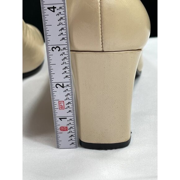 Vintage Bandolino SKU 231 Beige Leather Block Heel Pumps Size 7.5 - Picture 6 of 10